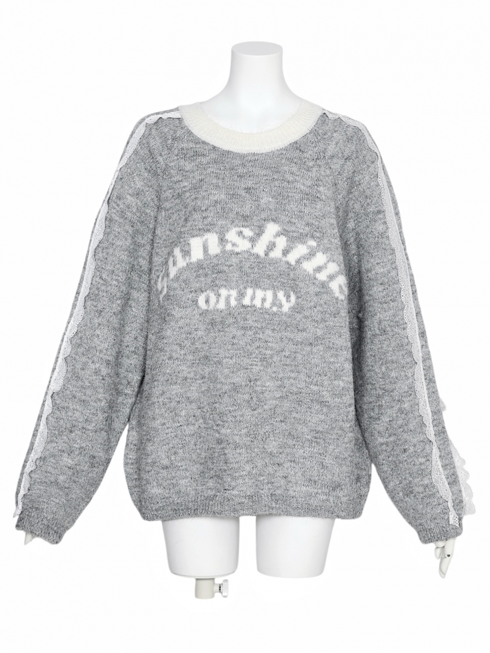 レーストリミングウールニットGRAY スタイリングイメージ1