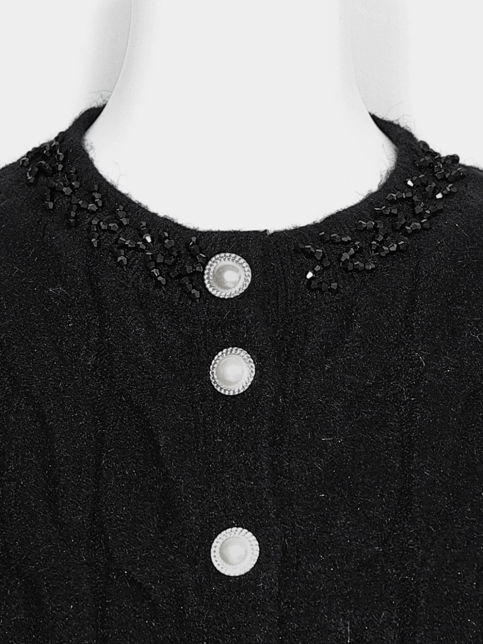 ソフィアペプラムカーディガンBLACK スタイリングイメージ5