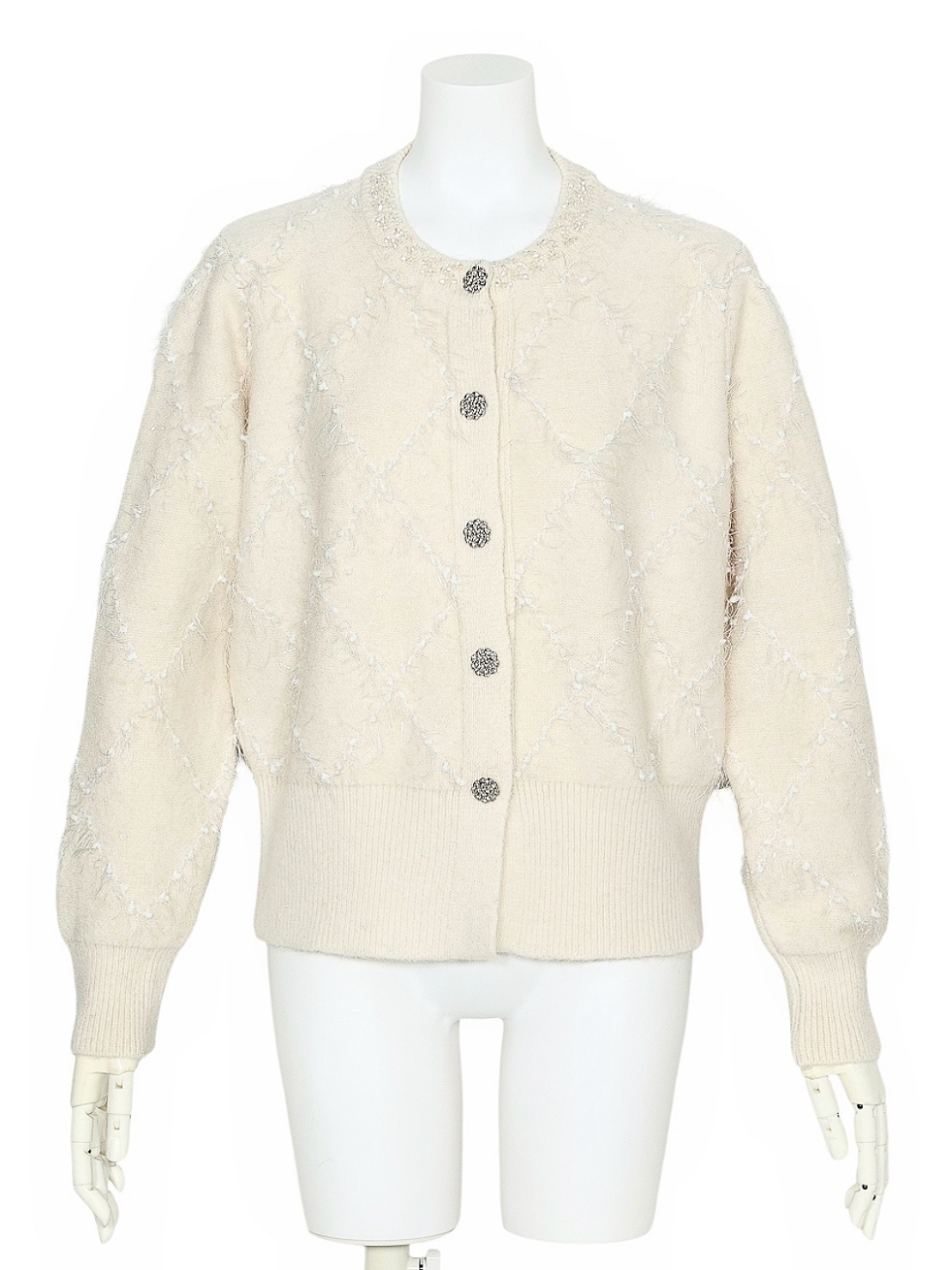 ラメフリンジダイアニットカーディガンIVORY スタイリングイメージ1