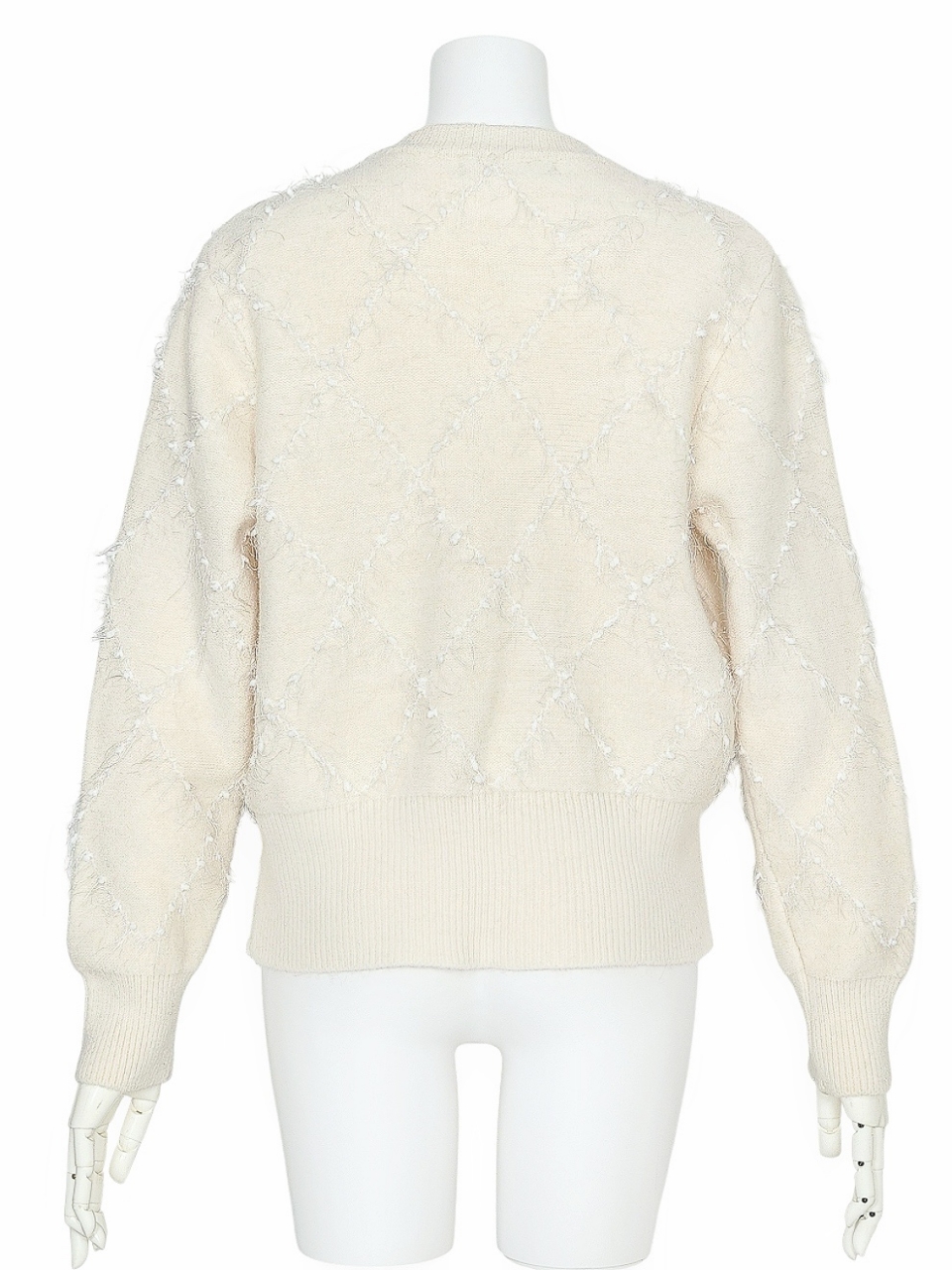 ラメフリンジダイアニットカーディガンIVORY スタイリングイメージ3