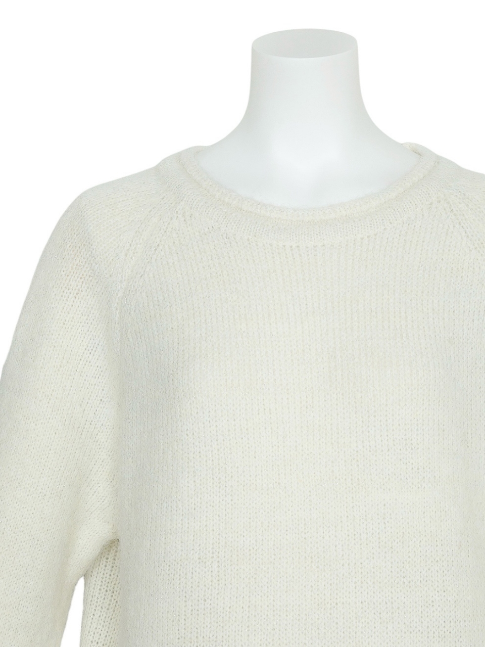 ティアードファーラメニットIVORY スタイリングイメージ7