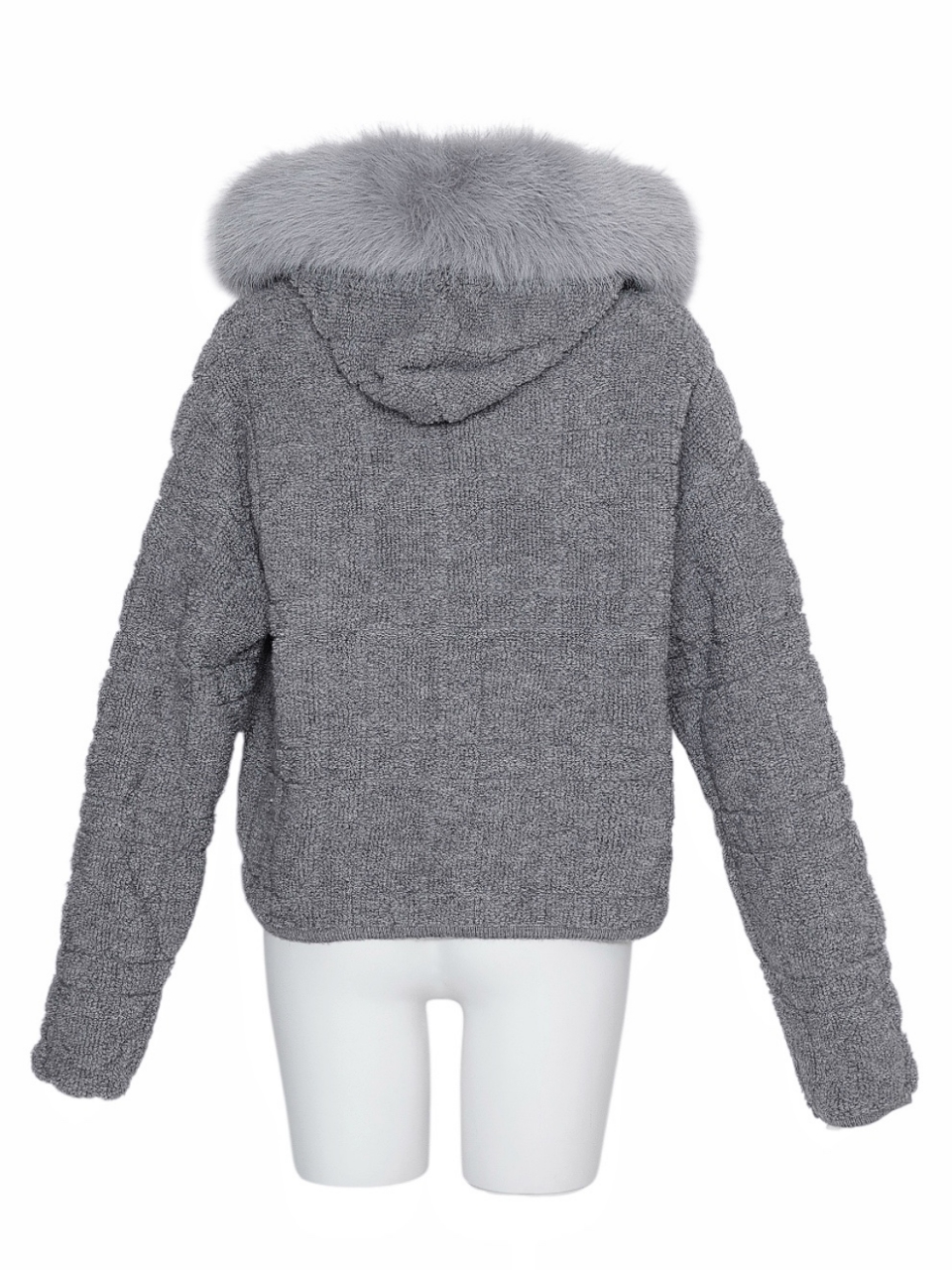 カナージュステッチファーフードニットアウターGRAY スタイリングイメージ3