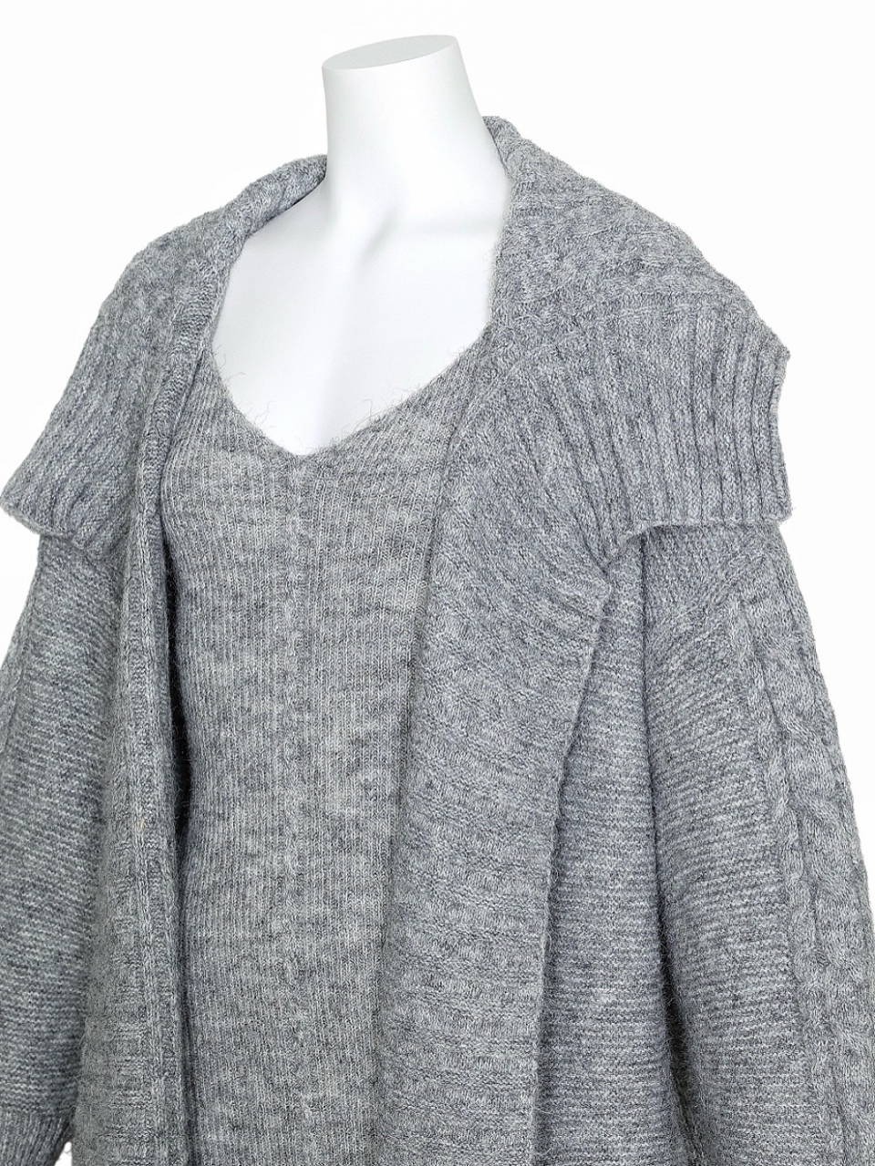 MiaウールケーブルロングセットアップGRAY スタイリングイメージ5