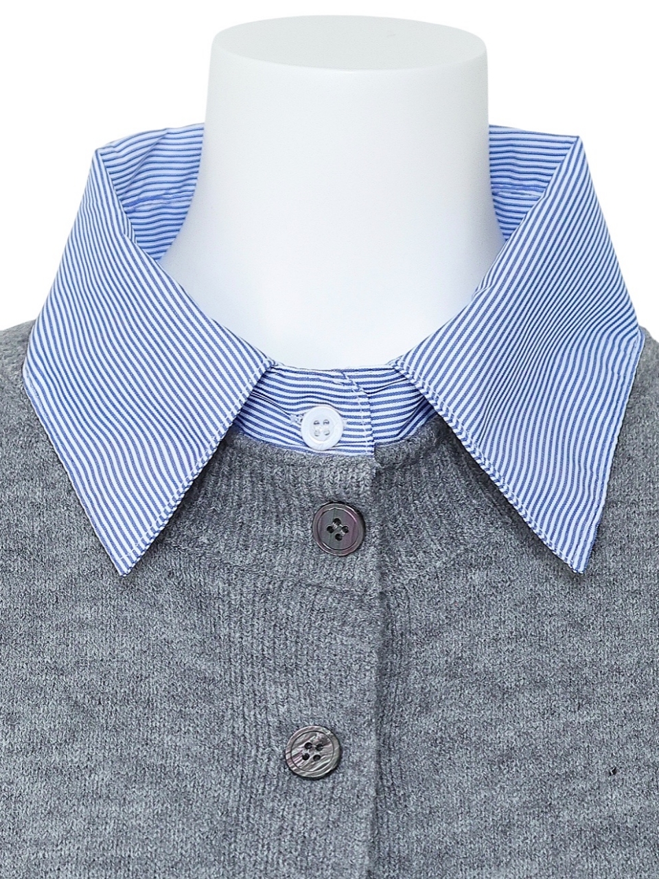 襟付ハートカーディガンGRAY スタイリングイメージ5