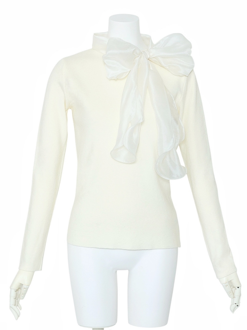 オーガンジーリボンニットIVORY スタイリングイメージ1