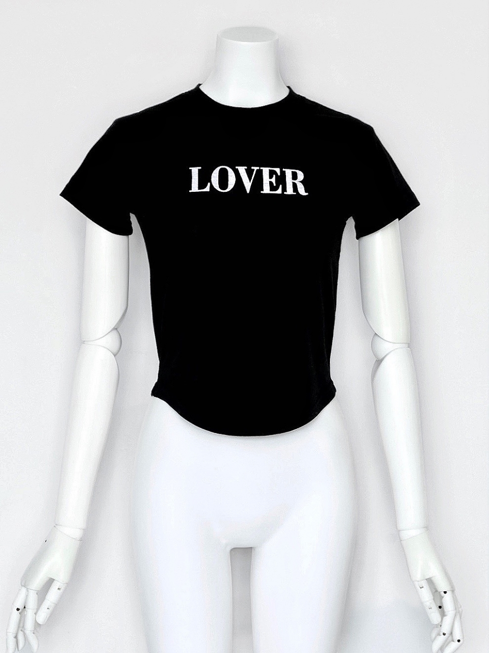 LOVER T BLACK スタイリングイメージ1