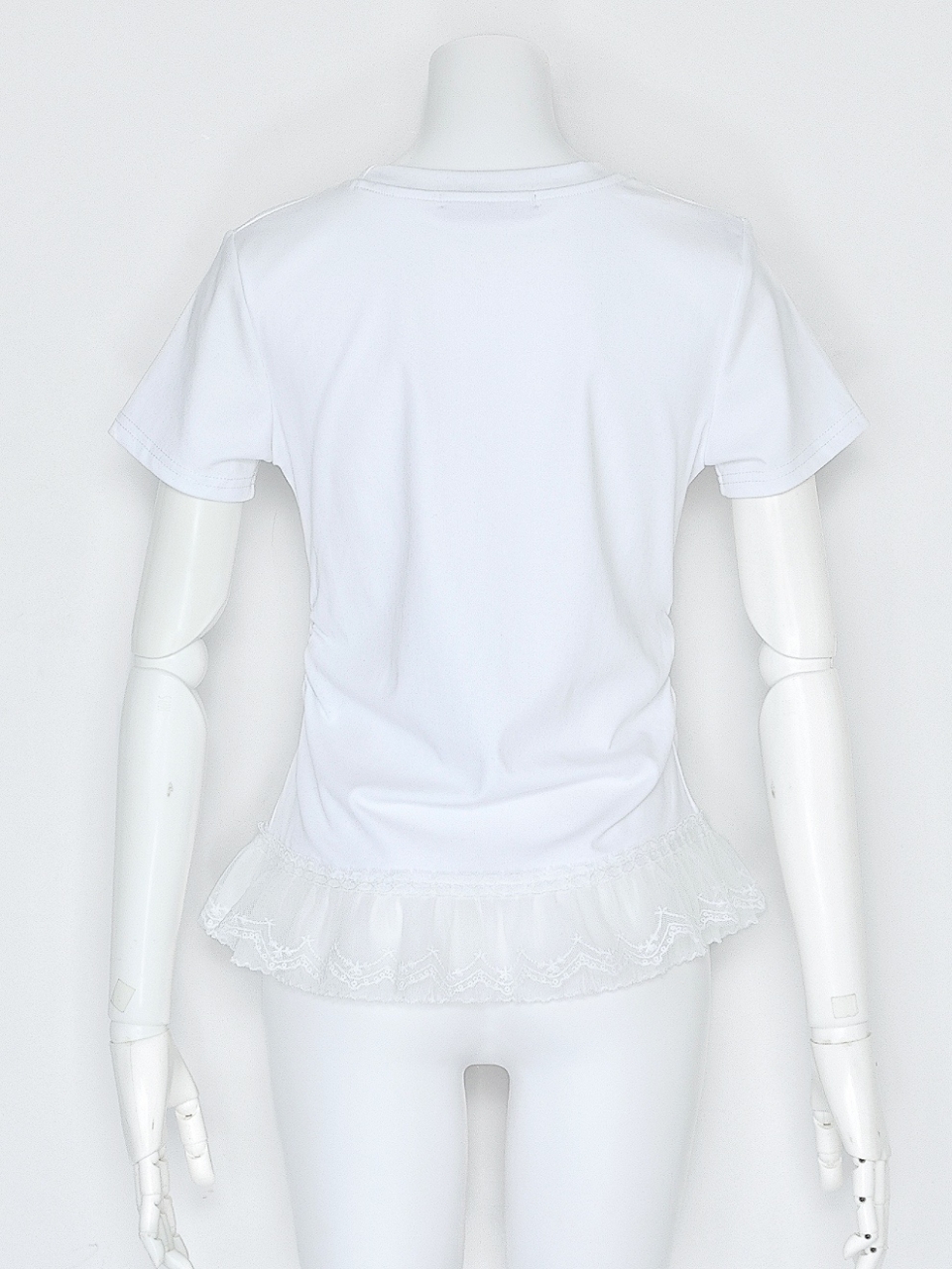 レースフリルシェイプTシャツWHITE スタイリングイメージ4