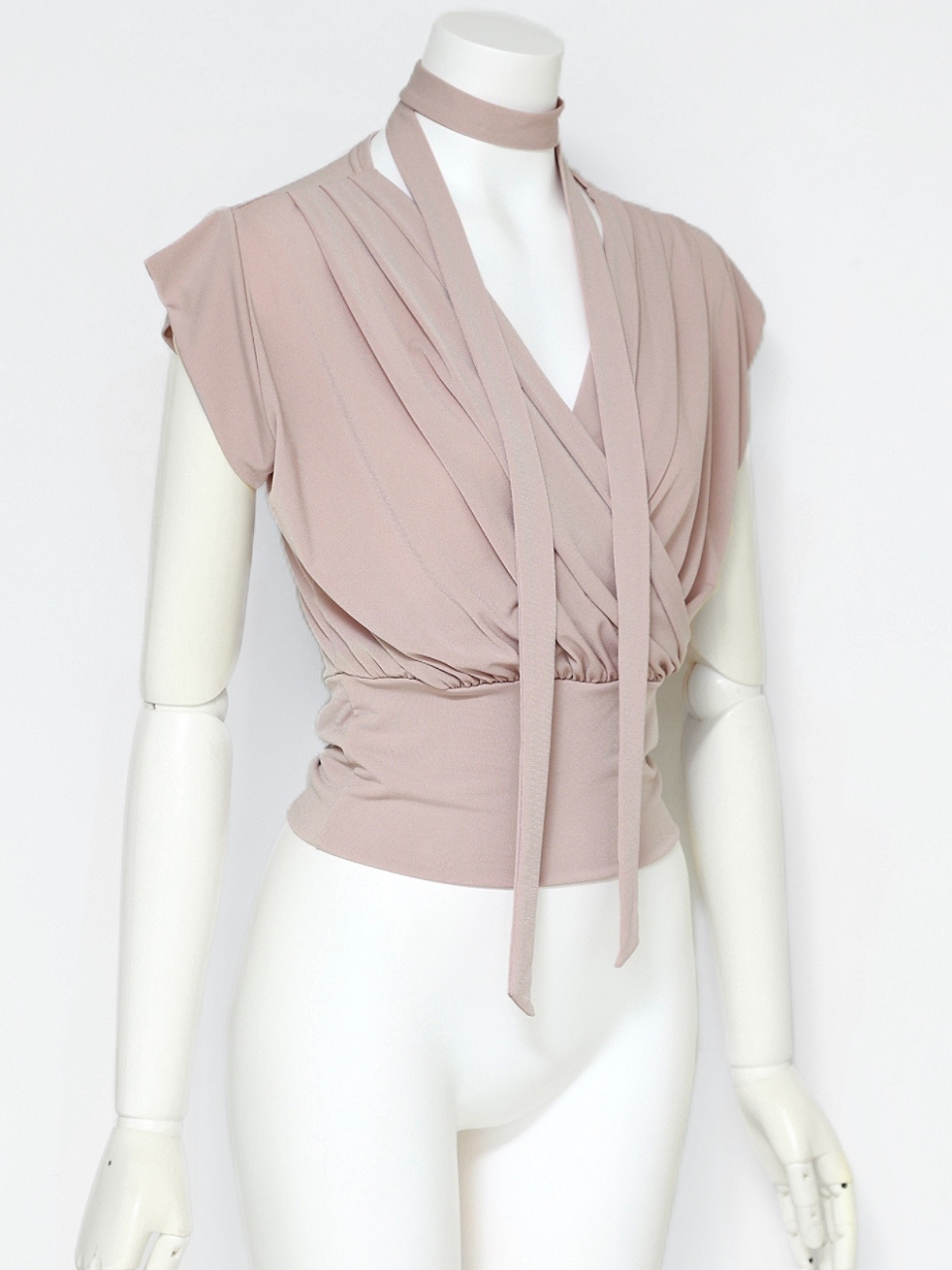 リッチドレープカットソーPINKBEIGE スタイリングイメージ2