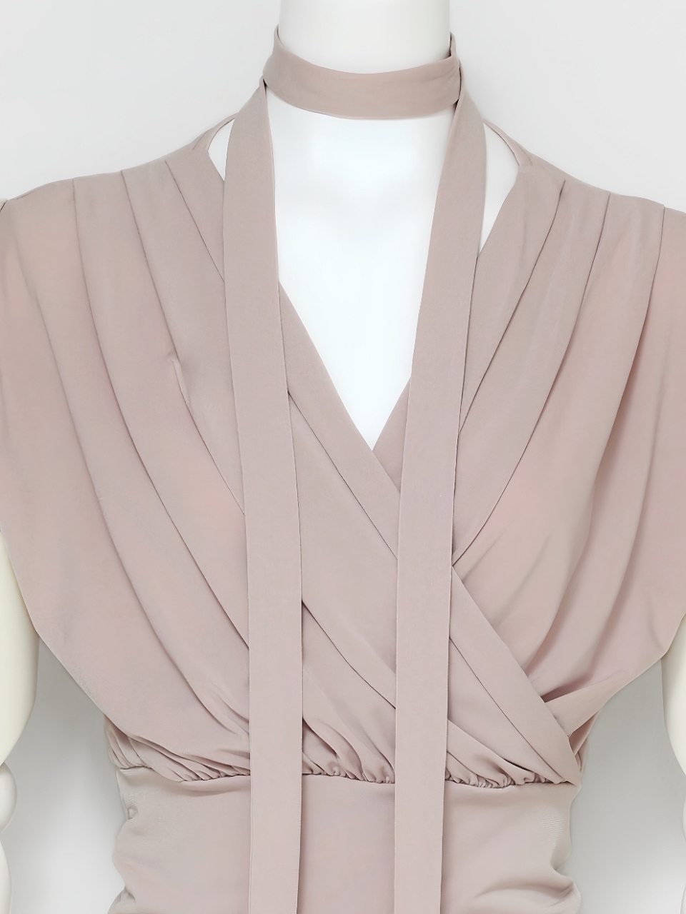 リッチドレープカットソーPINKBEIGE スタイリングイメージ5
