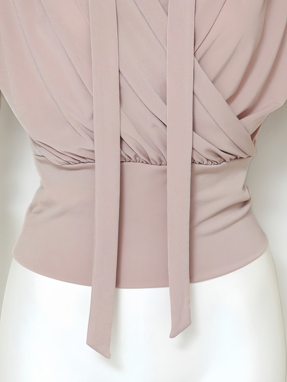 リッチドレープカットソーPINKBEIGE スタイリングイメージ7