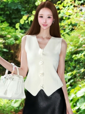 コサージュニットベストIVORY