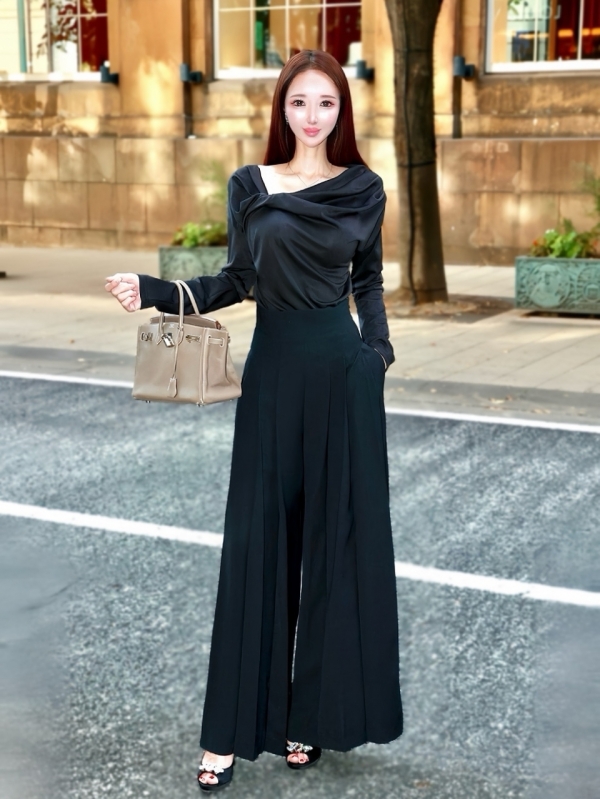 SofiaドレープトップスBLACK 商品イメージ2