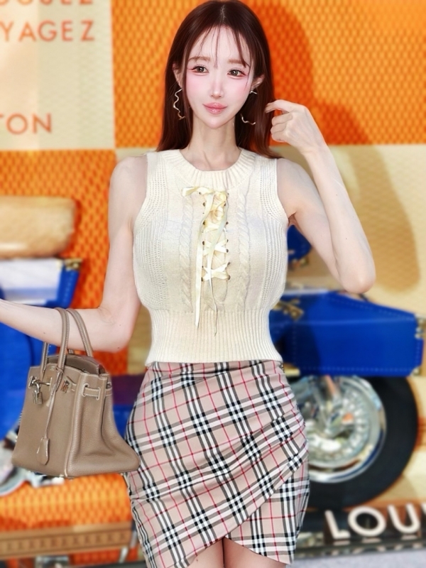 レースアップケーブルノースリニットIVORY