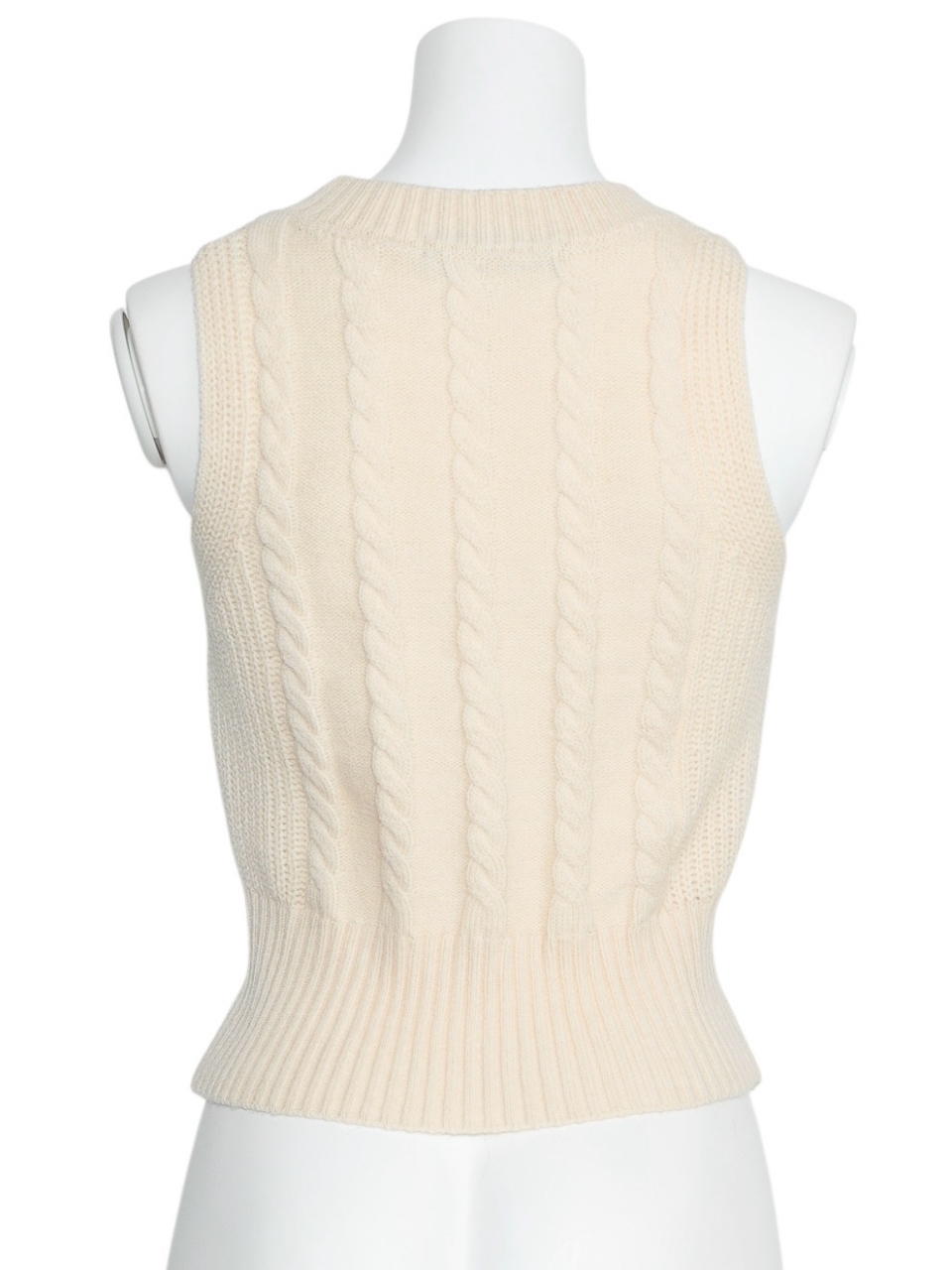 レースアップケーブルノースリニットIVORY スタイリングイメージ5