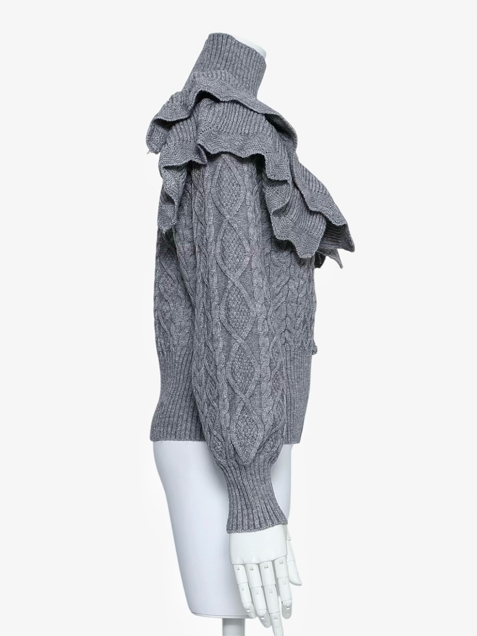 ロイヤルラッフルアランニット スタイリングイメージ3