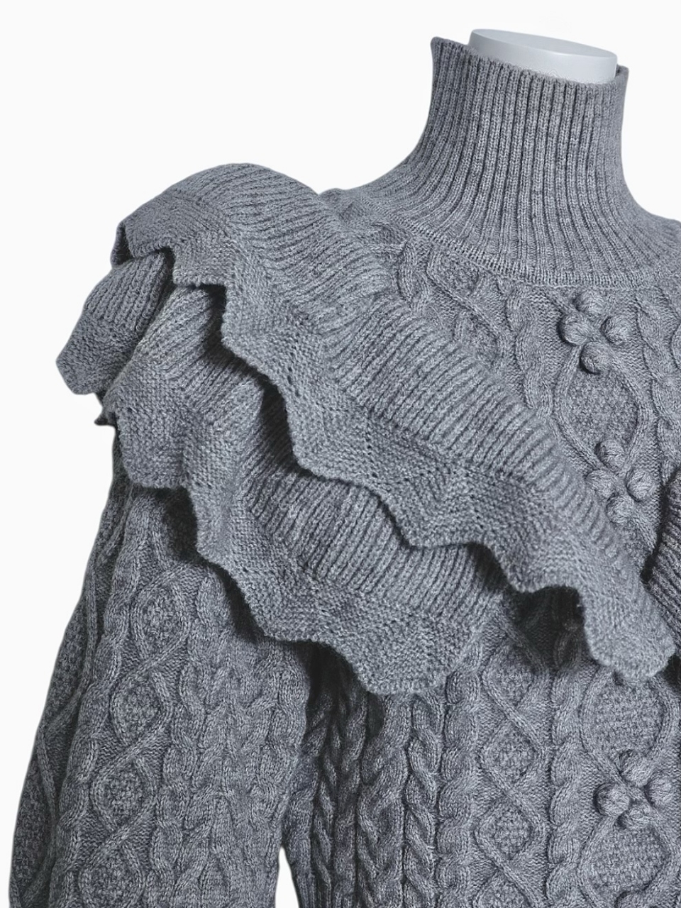 ロイヤルラッフルアランニット スタイリングイメージ5