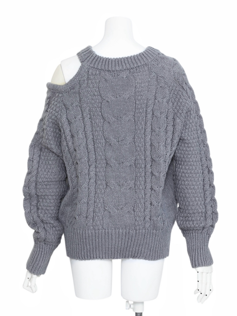 アシメオープンカットケーブルWOOLニットGRAY スタイリングイメージ3
