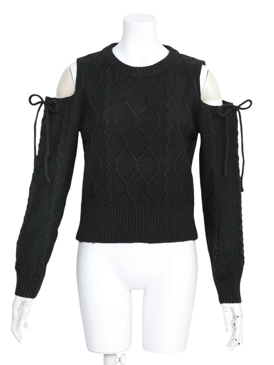 リボンカットケーブルWOOLニットBLACK スタイリングイメージ1