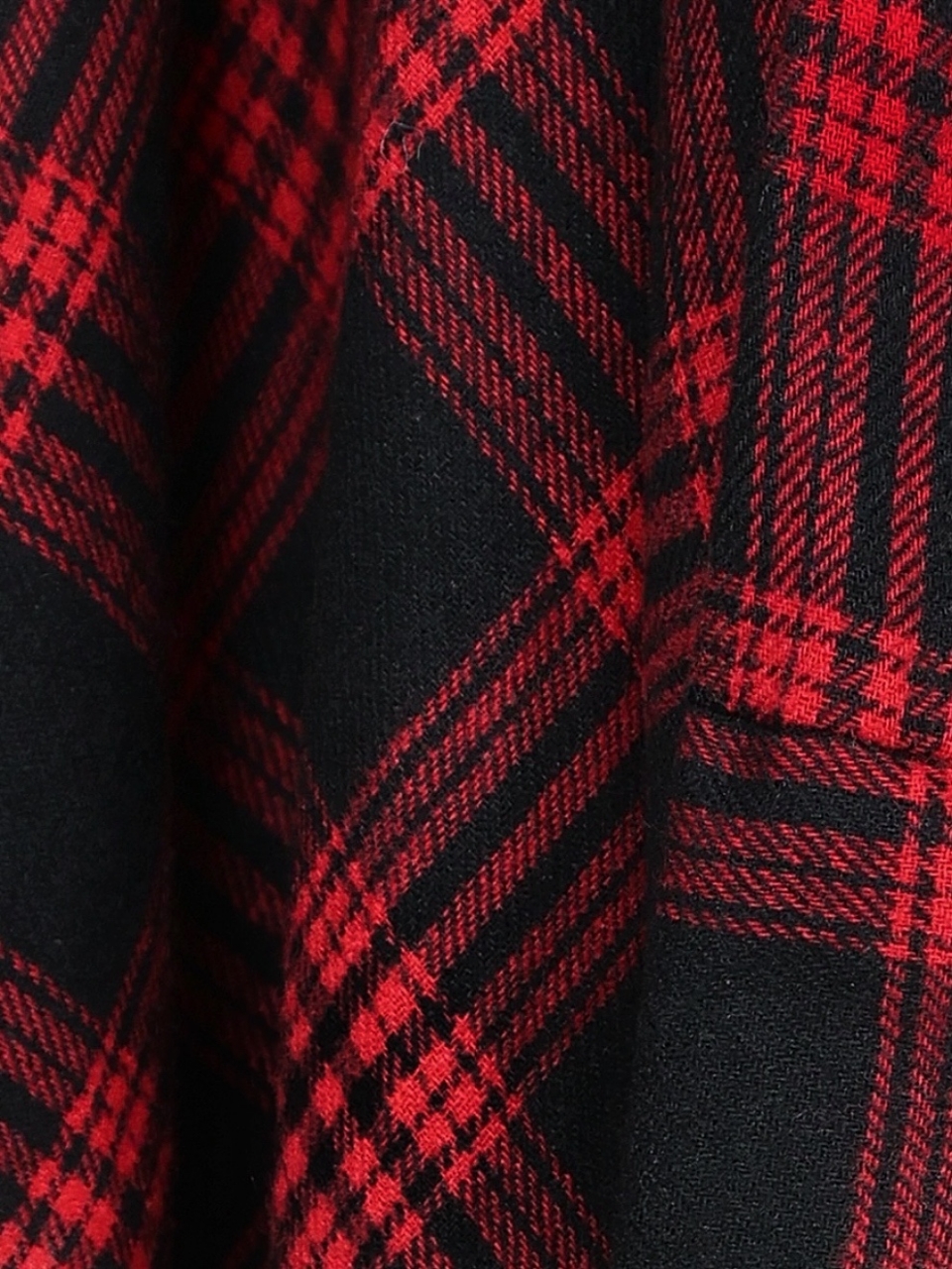 ネルシャツライクチェックヘムスカートRED スタイリングイメージ7