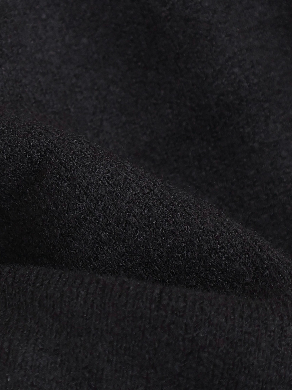 フローラルレースオーバーニットBLACK スタイリングイメージ8