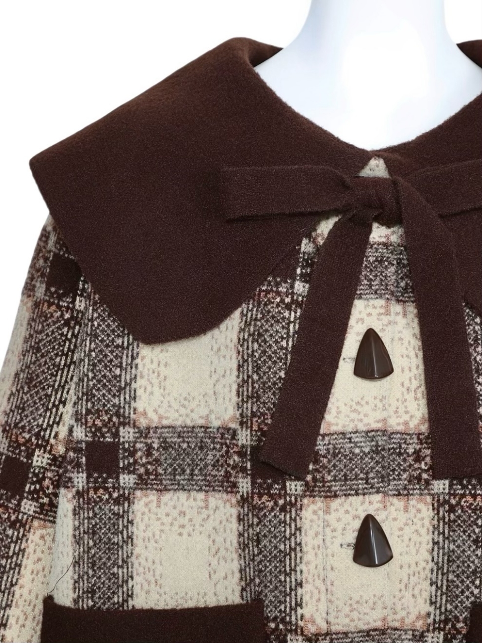 ビッグカラーリボンチェックブルゾンBROWN スタイリングイメージ5