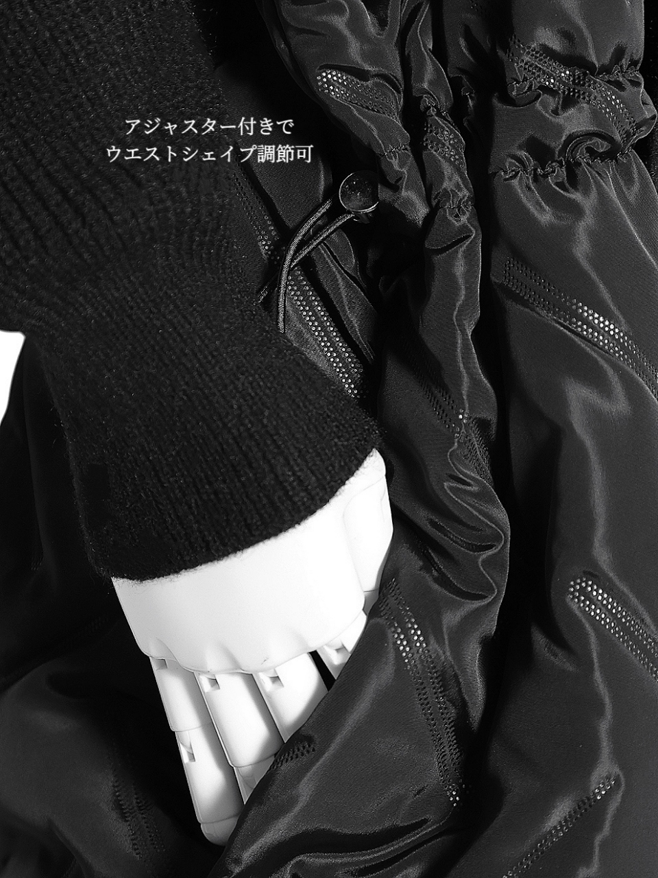 キルティングダウンニットコートBLACK スタイリングイメージ6