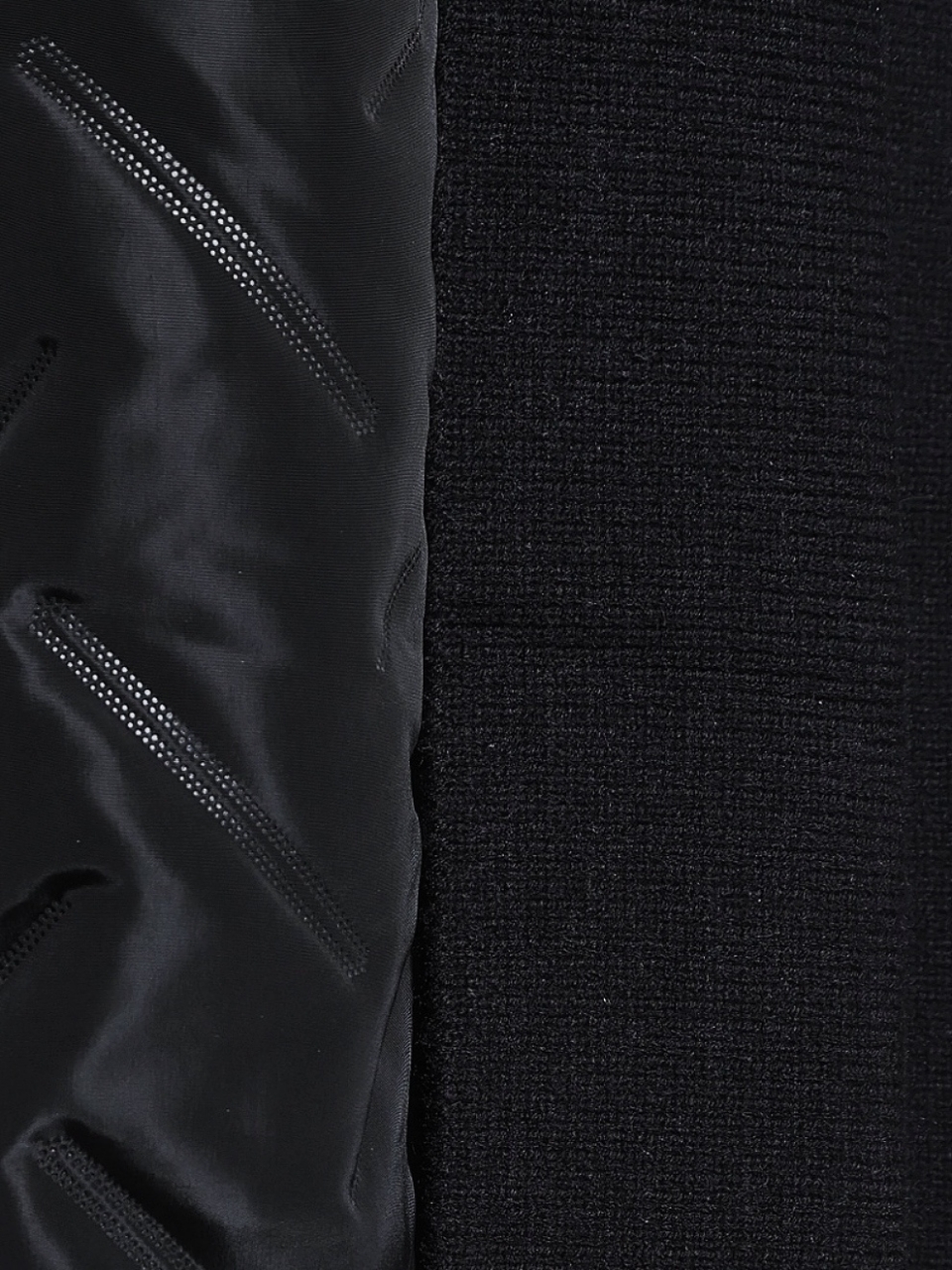 キルティングダウンニットコートBLACK スタイリングイメージ8