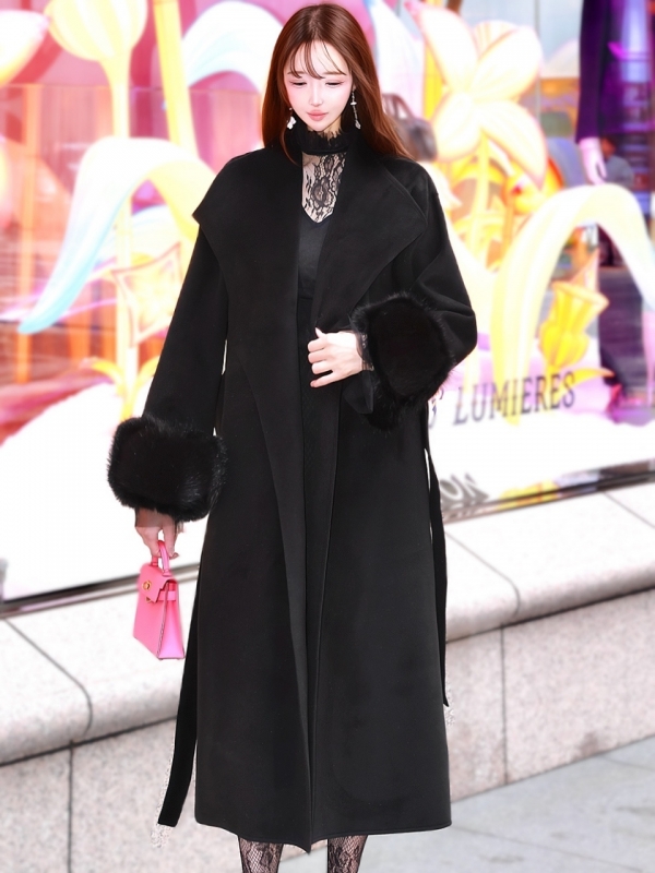 袖ファーカシミア混ウール100%ロングコートBLACK 商品イメージ4