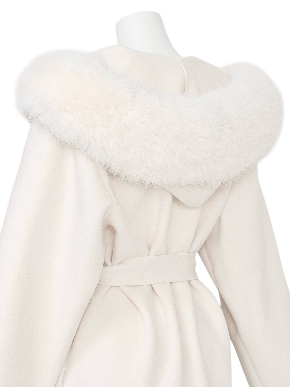 ☆再販予約31日23時迄☆襟ファーカシミア混ウール100%ロングコートWHITE スタイリングイメージ6