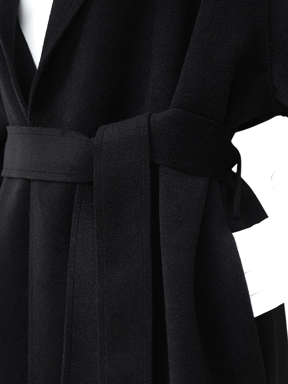 ☆再販予約31日23時迄☆襟ファーカシミア混ウール100%ロングコートBLACK スタイリングイメージ8