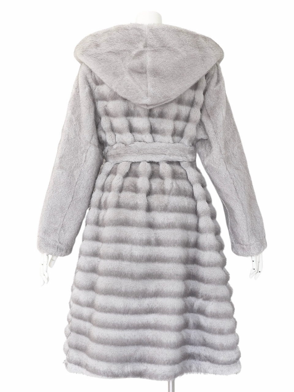 ☆再販予約31日23時迄☆LADYフェイクチンチラミンクファームートンコートGRAY スタイリングイメージ3