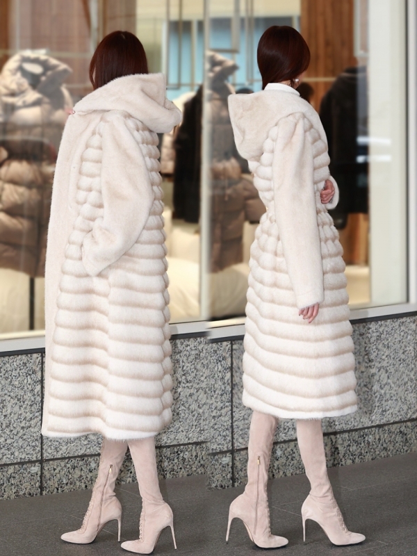 ☆再販予約31日23時迄☆LADYフェイクチンチラミンクファームートンコートIVORY 商品イメージ5